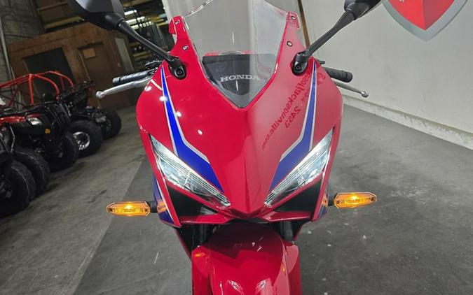 2026 Honda CBR650R E-Clutch