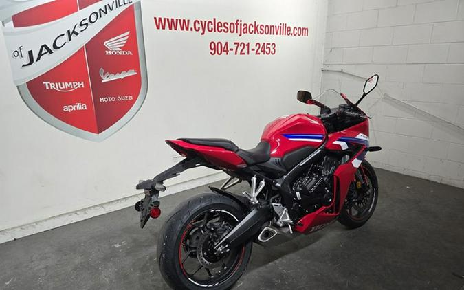 2026 Honda CBR650R E-Clutch