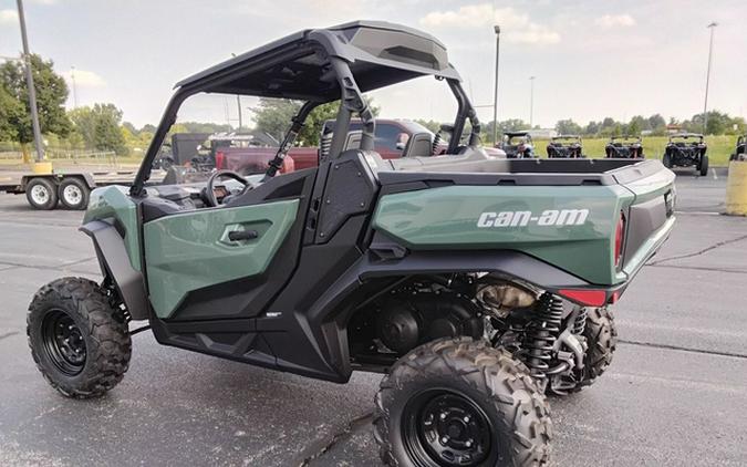 2026 Can-Am Commander DPS 700