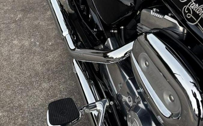 2011 Harley-Davidson SPORTSTER XL883 SUPERLOW XL883L