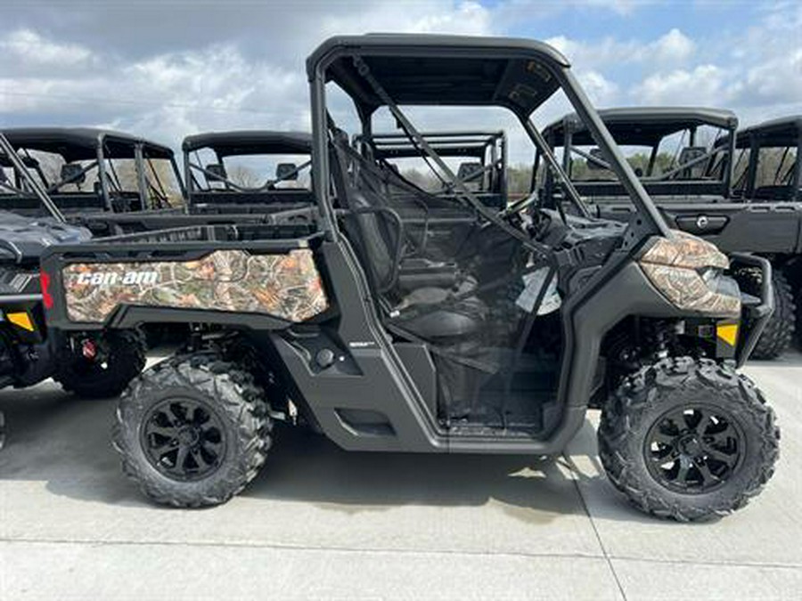 2024 Can-Am Defender XT HD9