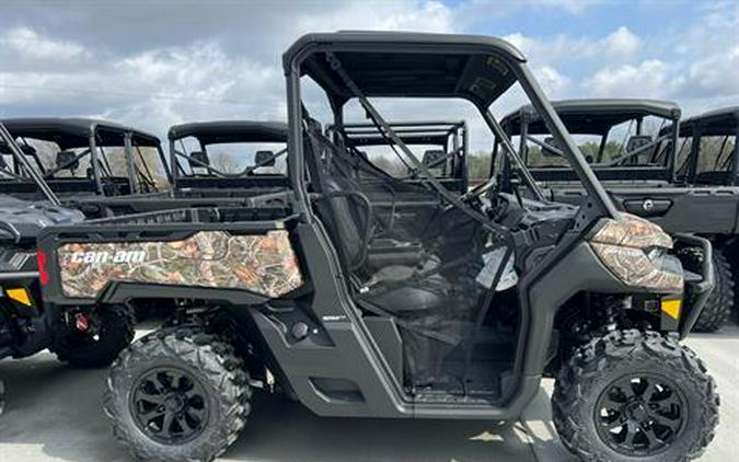 2024 Can-Am Defender XT HD9