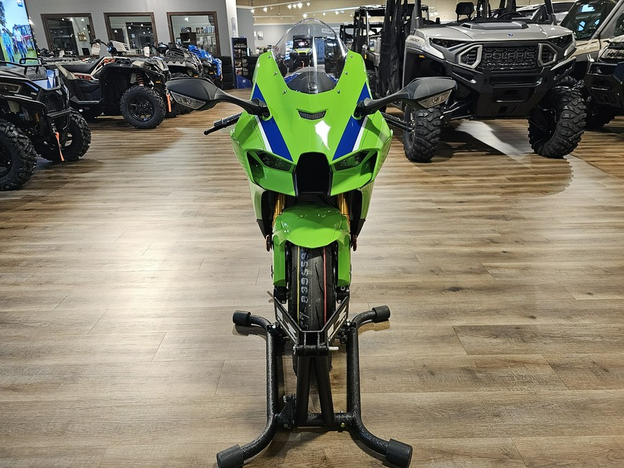 2024 Kawasaki Ninja® ZX™-10R 40th Anniversary Edition ABS