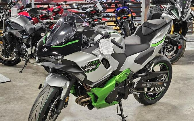 2024 Kawasaki Ninja® 7 Hybrid ABS