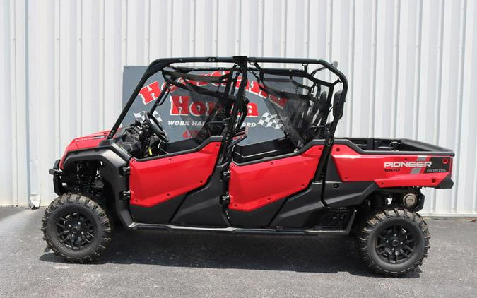 2024 Honda® Pioneer 1000-6 Deluxe Crew