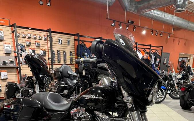 FLHXS 2016 Street Glide® Special