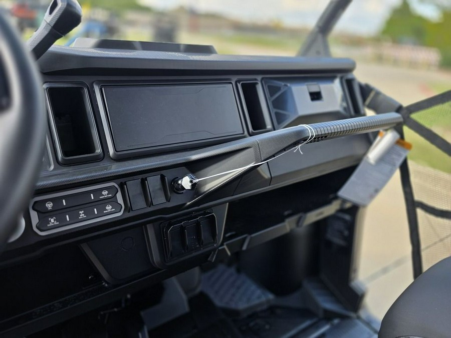 2026 Can-Am® Defender MAX XT HD11