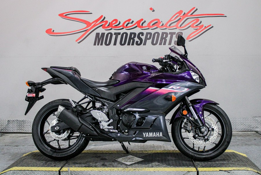 2023 Yamaha YZF-R3 ABS