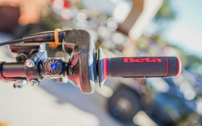 2025 BETA 300 RX 300