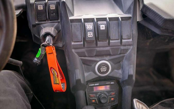 2017 Can-Am® Maverick™ X3 Turbo R