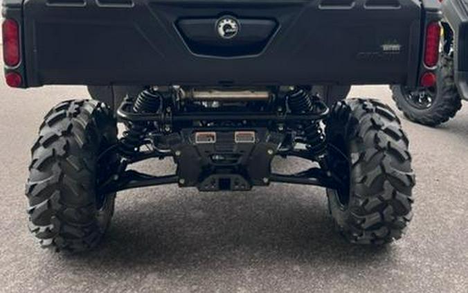2026 Can-Am® SSV DEF DPSCAB 65 HD10 GN 26 DPS_CAB