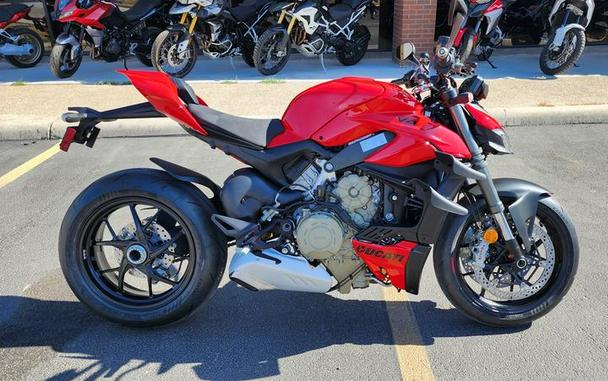 2023 Ducati Streetfighter V4 Lineup First Look [12 Fast Facts]