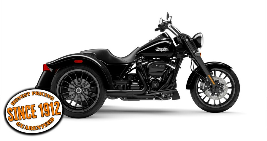 2024 Harley-Davidson Freewheeler Vivid Black – Black Finish