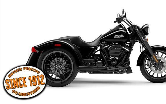 2024 Harley-Davidson Freewheeler Vivid Black – Black Finish