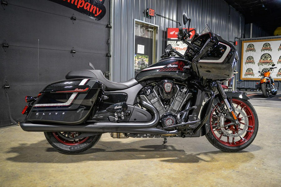 2024 Indian Motorcycle® Challenger® Elite Charcoal Candy/Black Candy