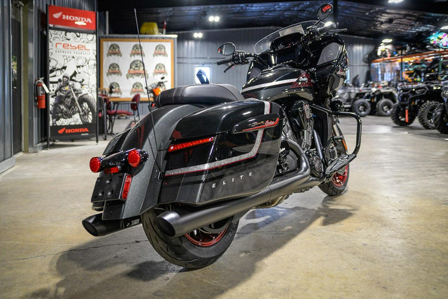 2024 Indian Motorcycle® Challenger® Elite Charcoal Candy/Black Candy