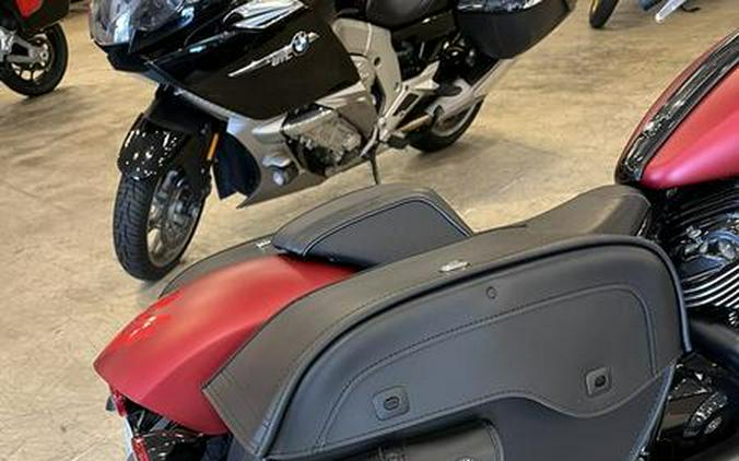 2023 Indian Motorcycle® Sport Chief Ruby Smoke