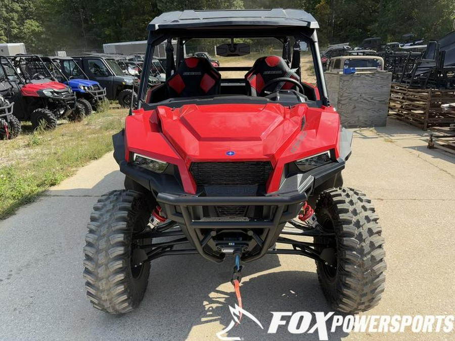 2025 Polaris® General XP 4 1000 Premium