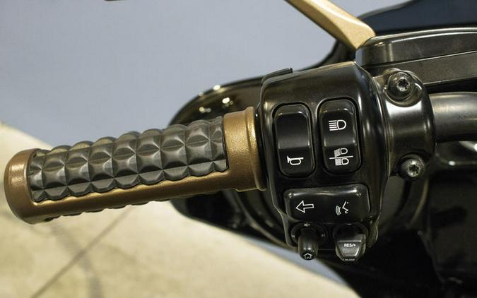 2018 Harley-Davidson® FLHXS - Street Glide® Special