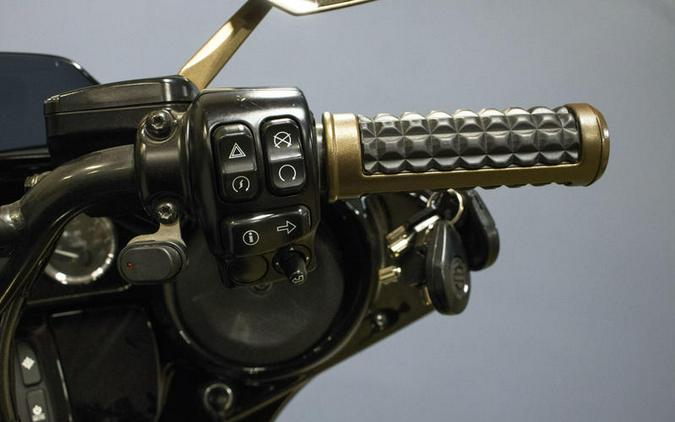 2018 Harley-Davidson® FLHXS - Street Glide® Special