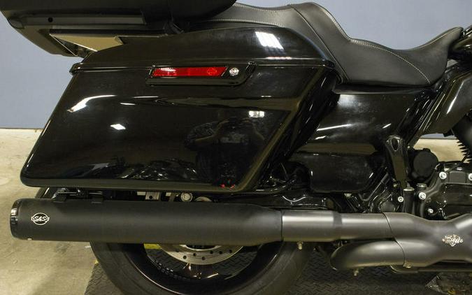 2018 Harley-Davidson® FLHXS - Street Glide® Special