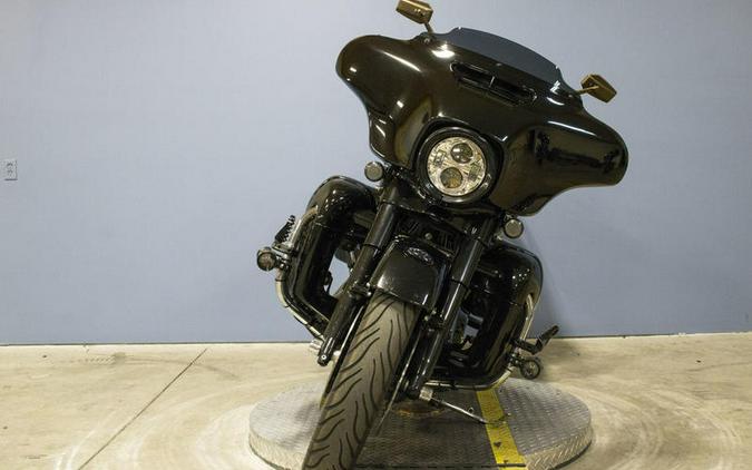 2018 Harley-Davidson® FLHXS - Street Glide® Special