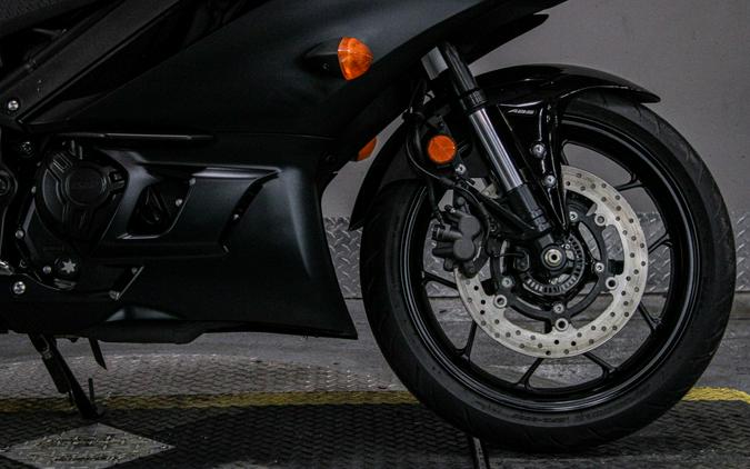 2023 Yamaha YZF-R3 ABS