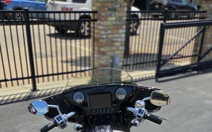2025 Indian Motorcycle Chieftain® PowerPlus Limited with 112 and PowerBand Audio Package