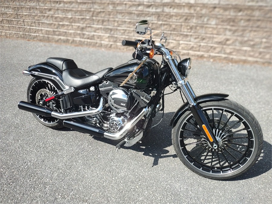 2017 Harley-Davidson Softail Breakout