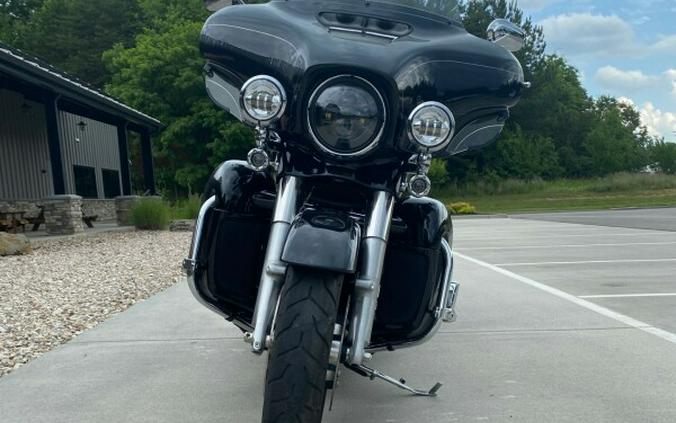 2016 Harley-Davidson Street Glide Special Vivid Black