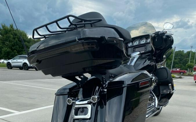 2016 Harley-Davidson Street Glide Special Vivid Black