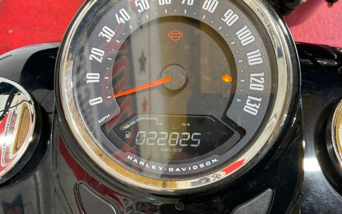 2020 Harley-Davidson Softail Heritage Classic 114