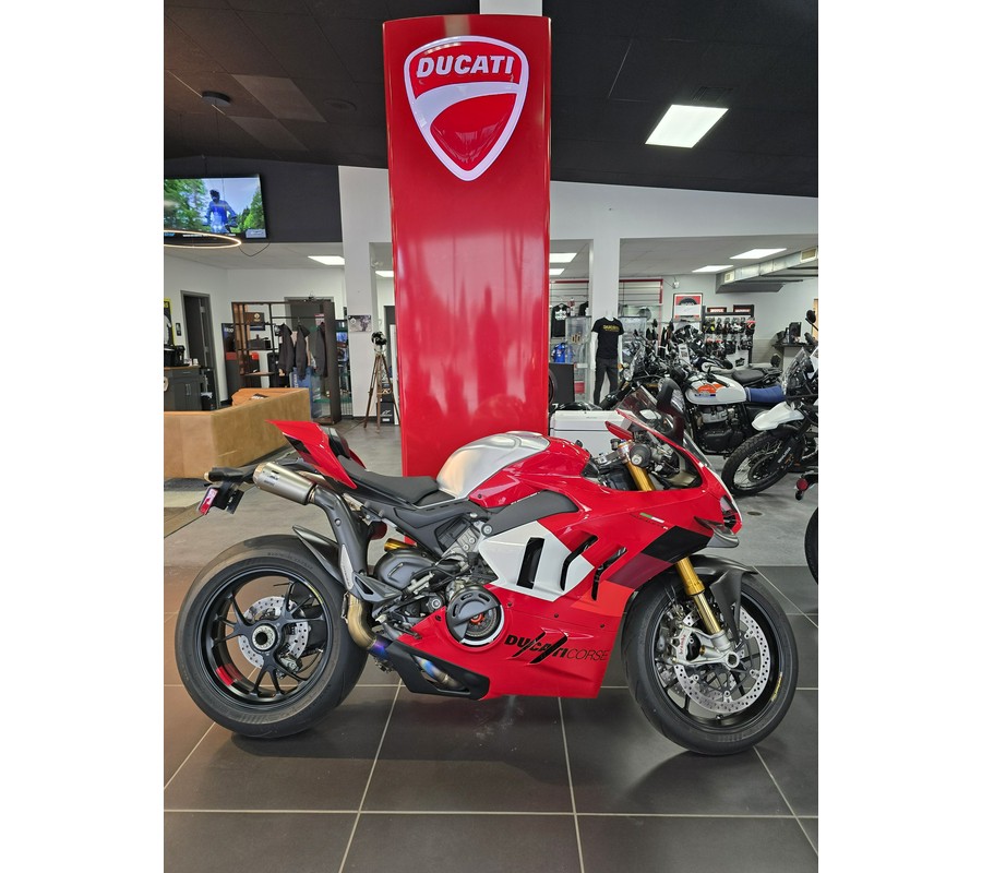 2023 Ducati Panigale V4 R