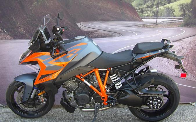 2024 KTM 1290 Super Duke GT