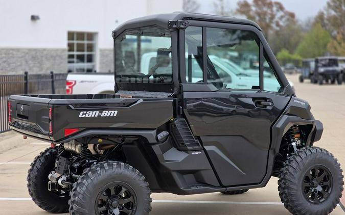2026 Can-Am® Defender XT CAB HD11