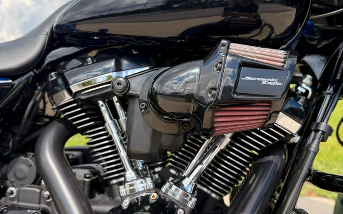 FLTRXS 2022 Road Glide Special