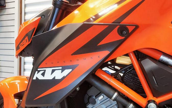 2016 KTM 1290 Super Duke R