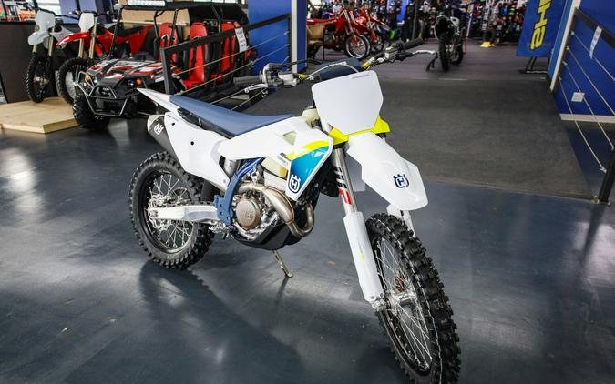 2025 Husqvarna Motorcycles FX 350