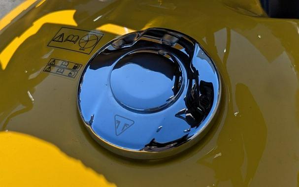 2025 Triumph Scrambler 400 XC Racing Yellow