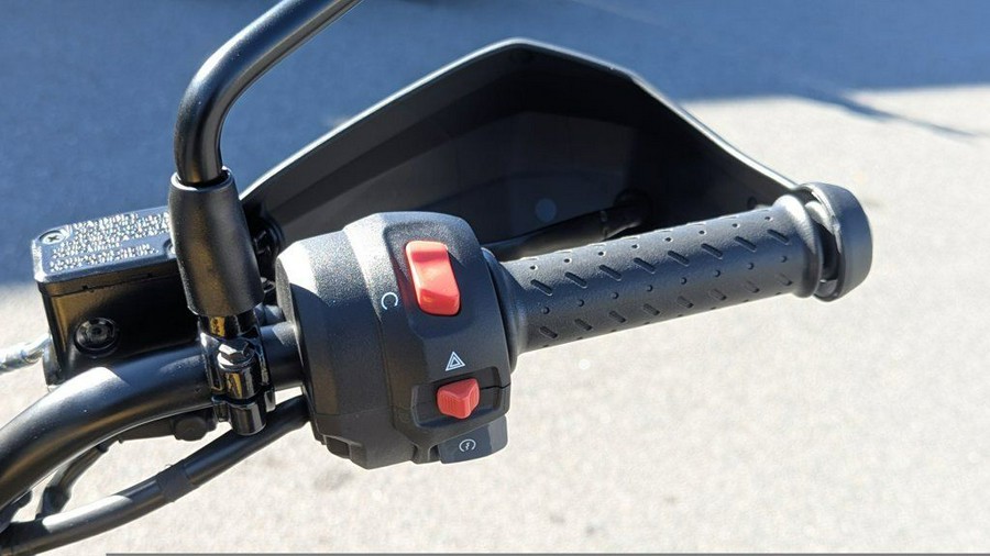 2025 Triumph Scrambler 400 XC Racing Yellow