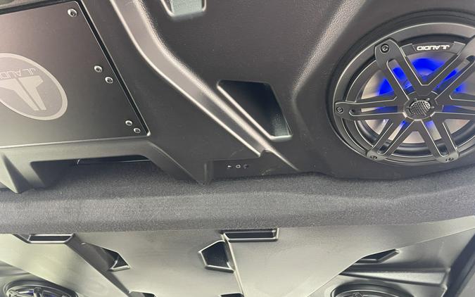 2025 Can-Am Defender MAX Lone Star CAB