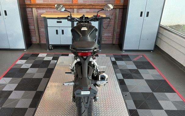 2025 Honda CB300R ABS