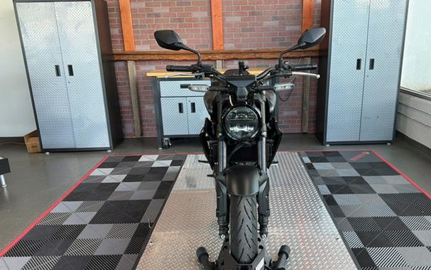 2025 Honda CB300R ABS