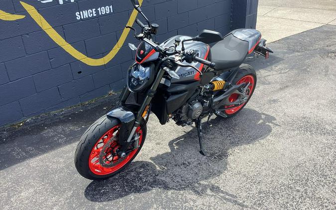 2026 Ducati MONSTER 896