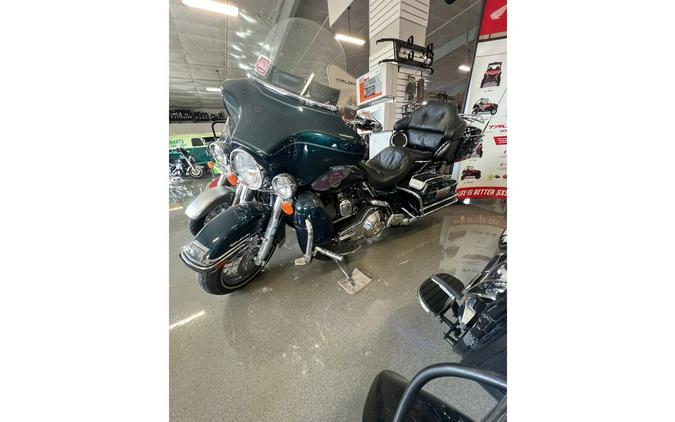2002 Ultra Classic - Harley-Davidson®