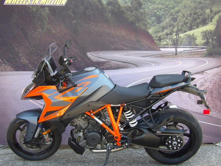 2024 KTM 1290 Super Duke GT