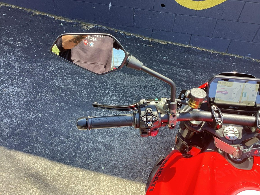 2026 Ducati Monster Plus