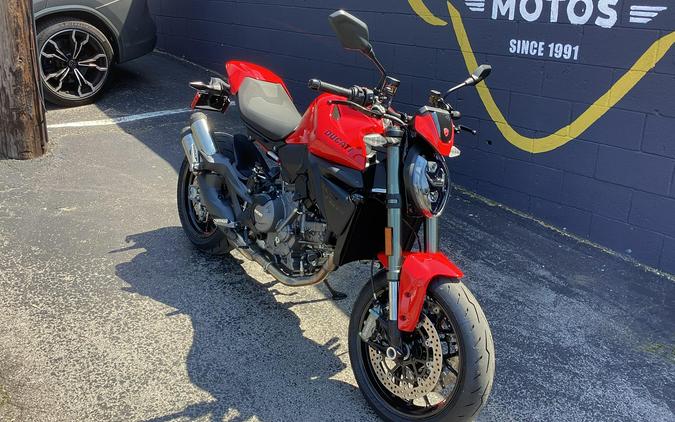 2026 Ducati Monster Plus