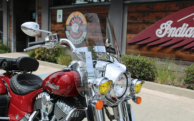 2016 Indian Motorcycle® Springfield™ Indian Motorcycle® Red
