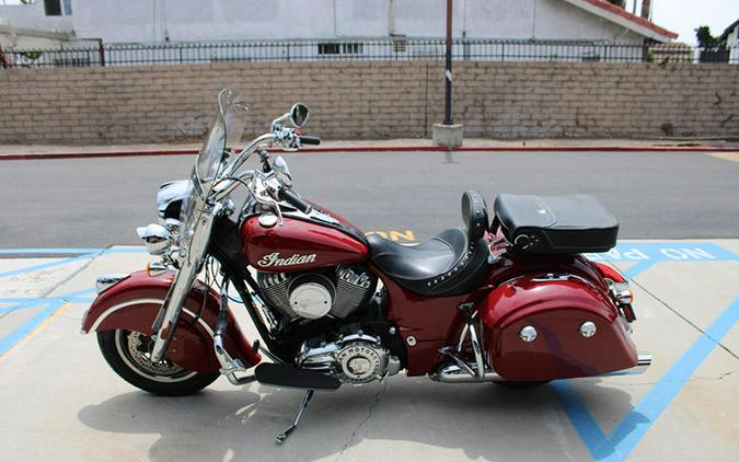 2016 Indian Motorcycle® Springfield™ Indian Motorcycle® Red